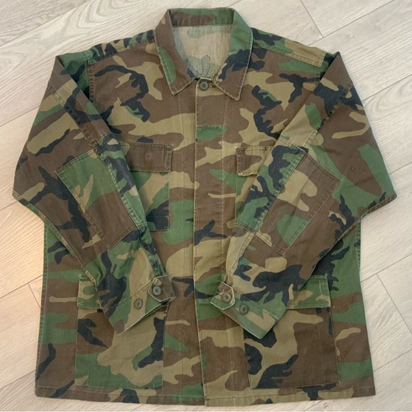 Vintage Repurposed Camo Shirt Jacket (Unisex) - Picture 3 of 10